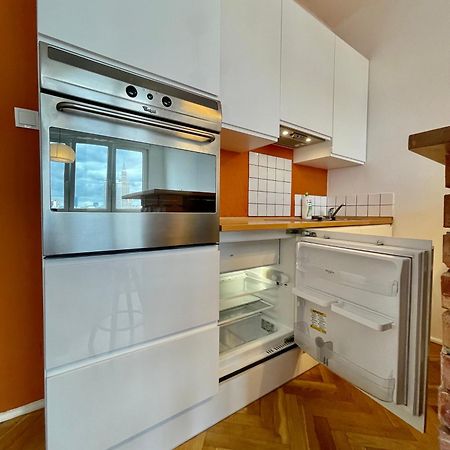 Ferienwohnung Super Beauty Metro Wifi 65'Tv Netflix Hbo Appletv+ Warschau Exterior foto