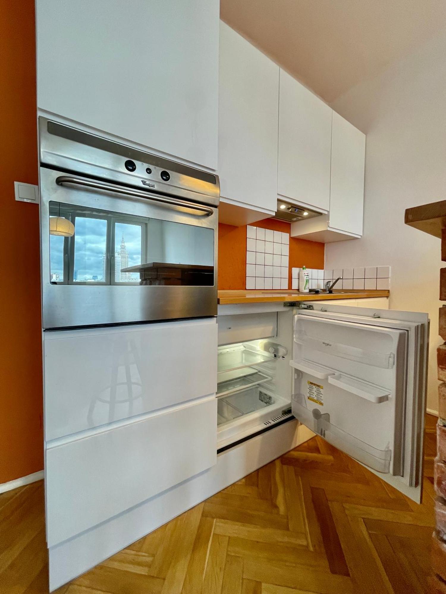 Ferienwohnung Super Beauty Metro Wifi 65'Tv Netflix Hbo Appletv+ Warschau Exterior foto