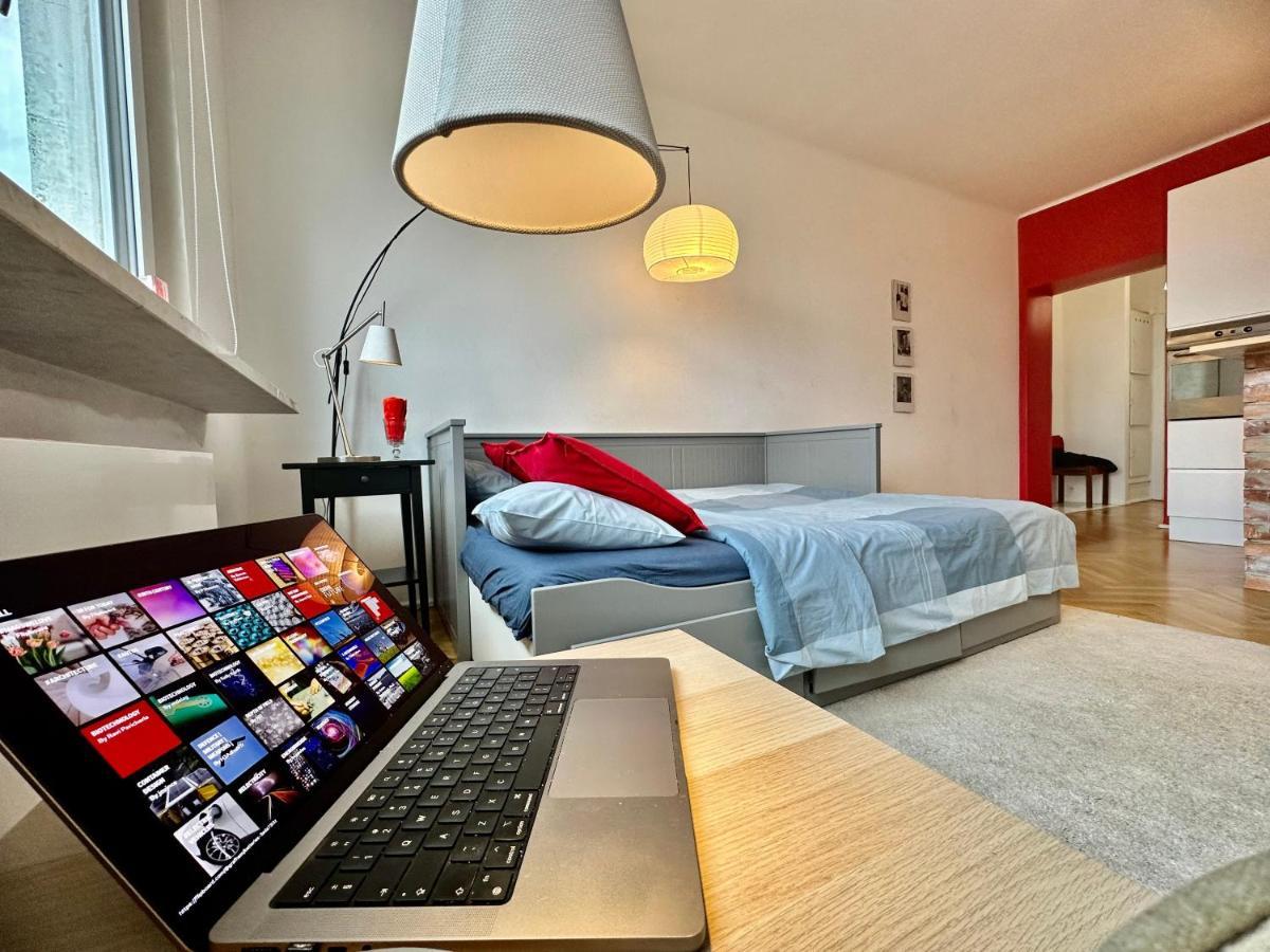 Ferienwohnung Super Beauty Metro Wifi 65'Tv Netflix Hbo Appletv+ Warschau Exterior foto