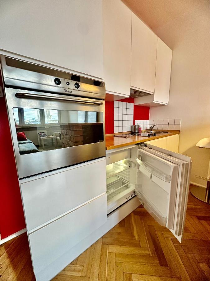 Ferienwohnung Super Beauty Metro Wifi 65'Tv Netflix Hbo Appletv+ Warschau Exterior foto